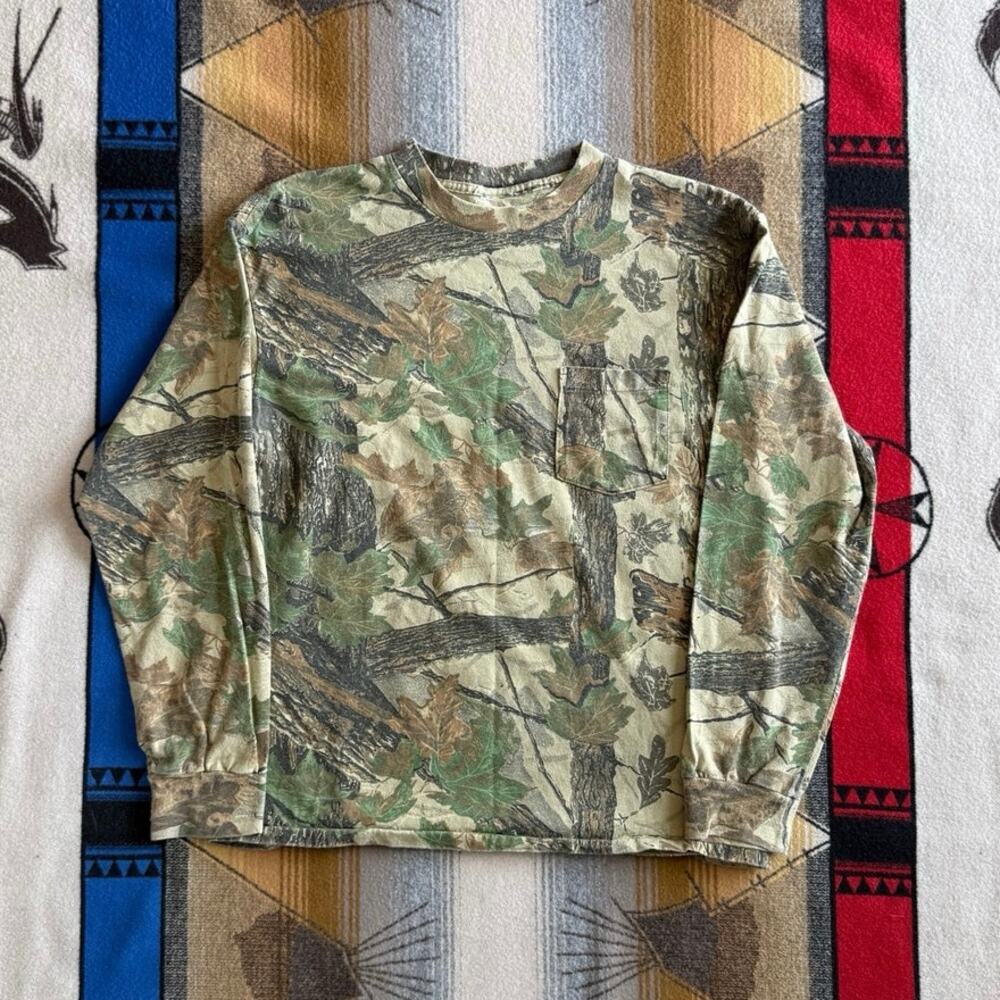 Vintage Realtree Camo Camouflage Long Sleeve Pocket T-Shirt Size Large Hunting
